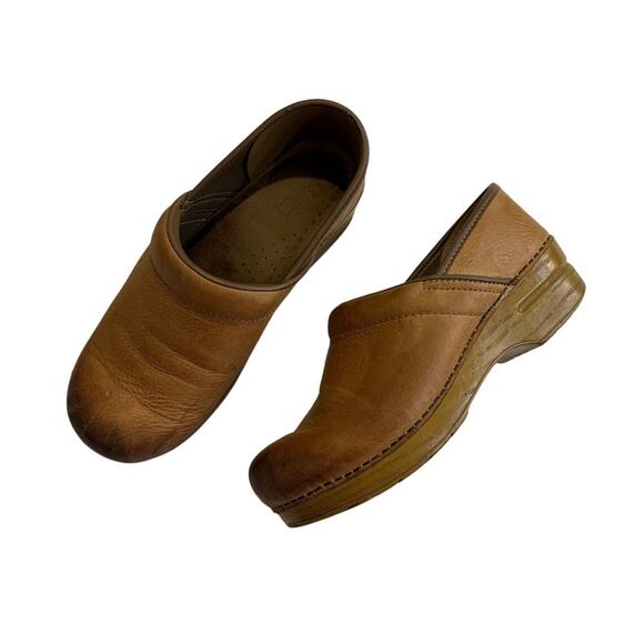 Dansko Women’s Leather Clogs Tan Slip On Comfort Work Shoes US 8W EU 39W Wide - Picture 1 of 16